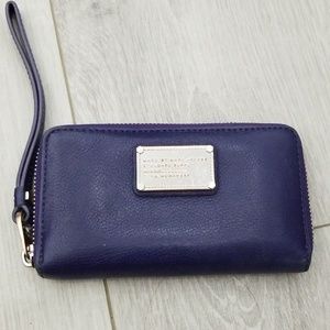 MARC JACOBS Leather Zip-Around Wallet